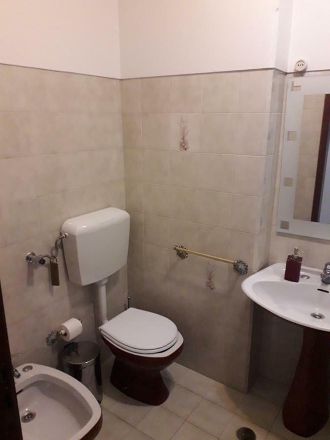 Apartamento 300 Metros Do Santuario De Fatima T4 المظهر الخارجي الصورة